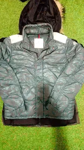 *BRANDED MONCLER PUFFER JACKETS*