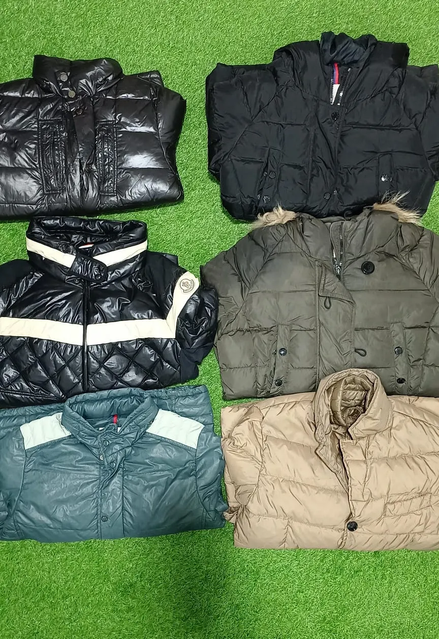 *BRANDED MONCLER PUFFER JACKETS*