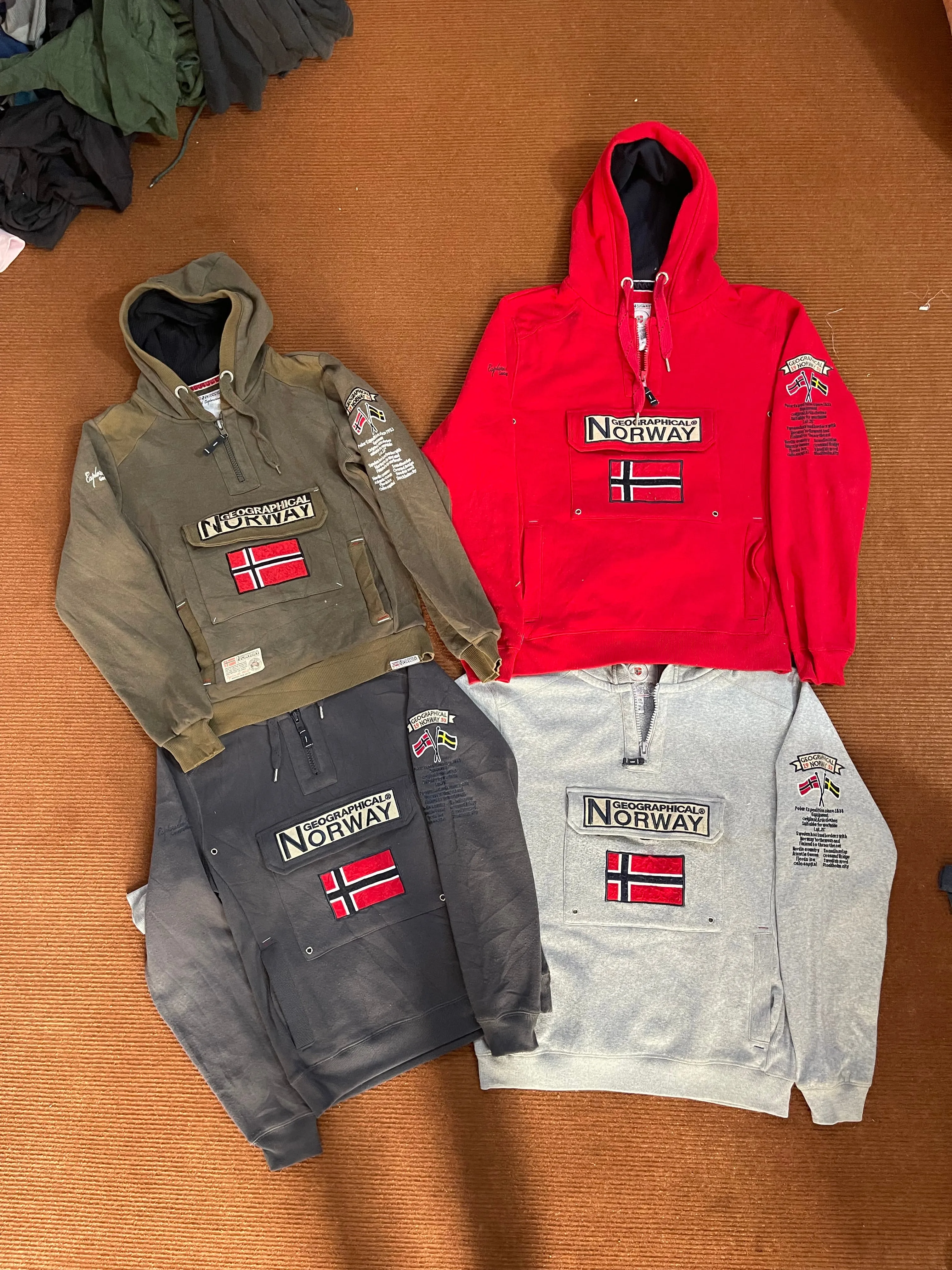 Branded Norway & Napapijri hoodies-----10pcs