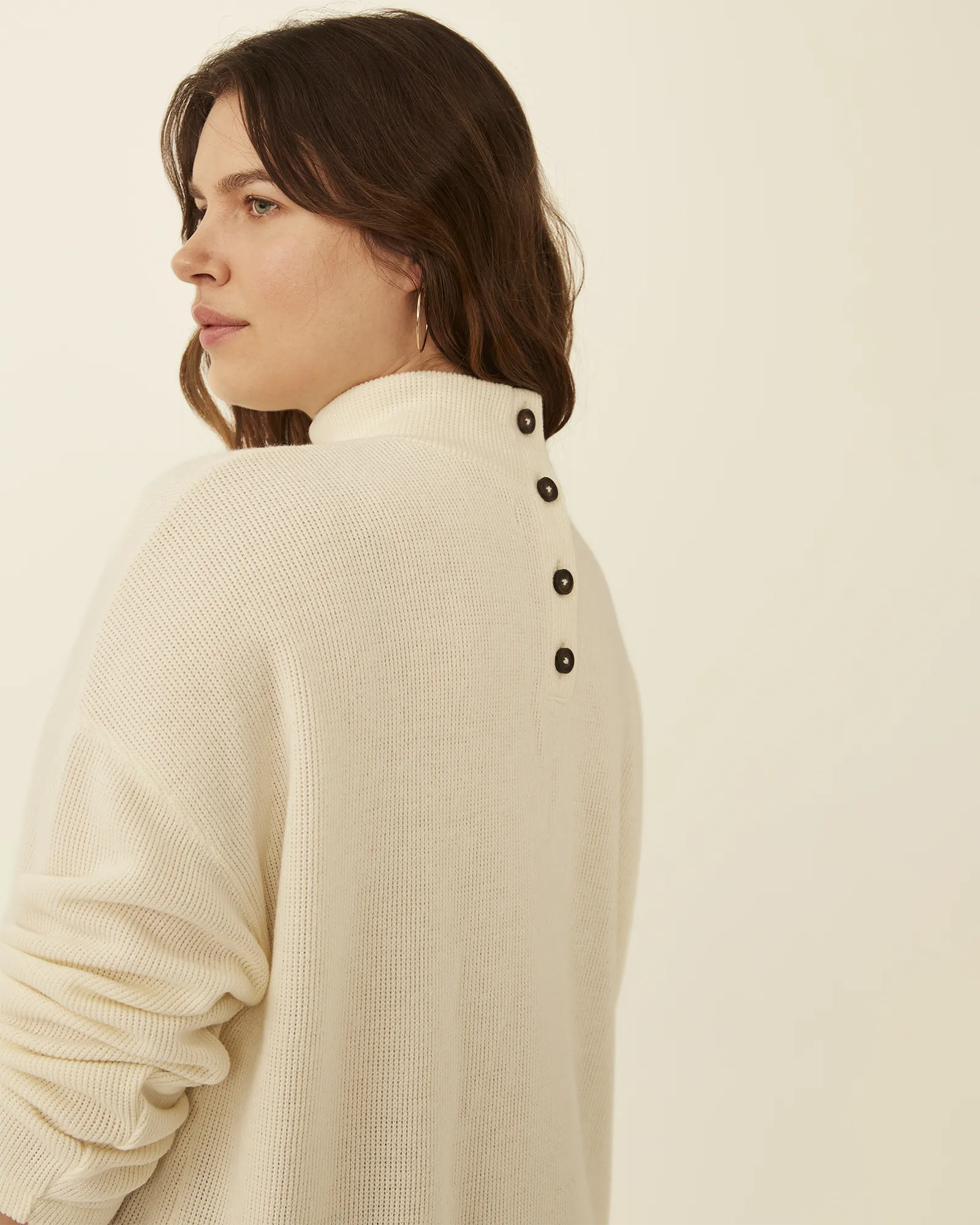 Mockneck Button-Back | Ivory