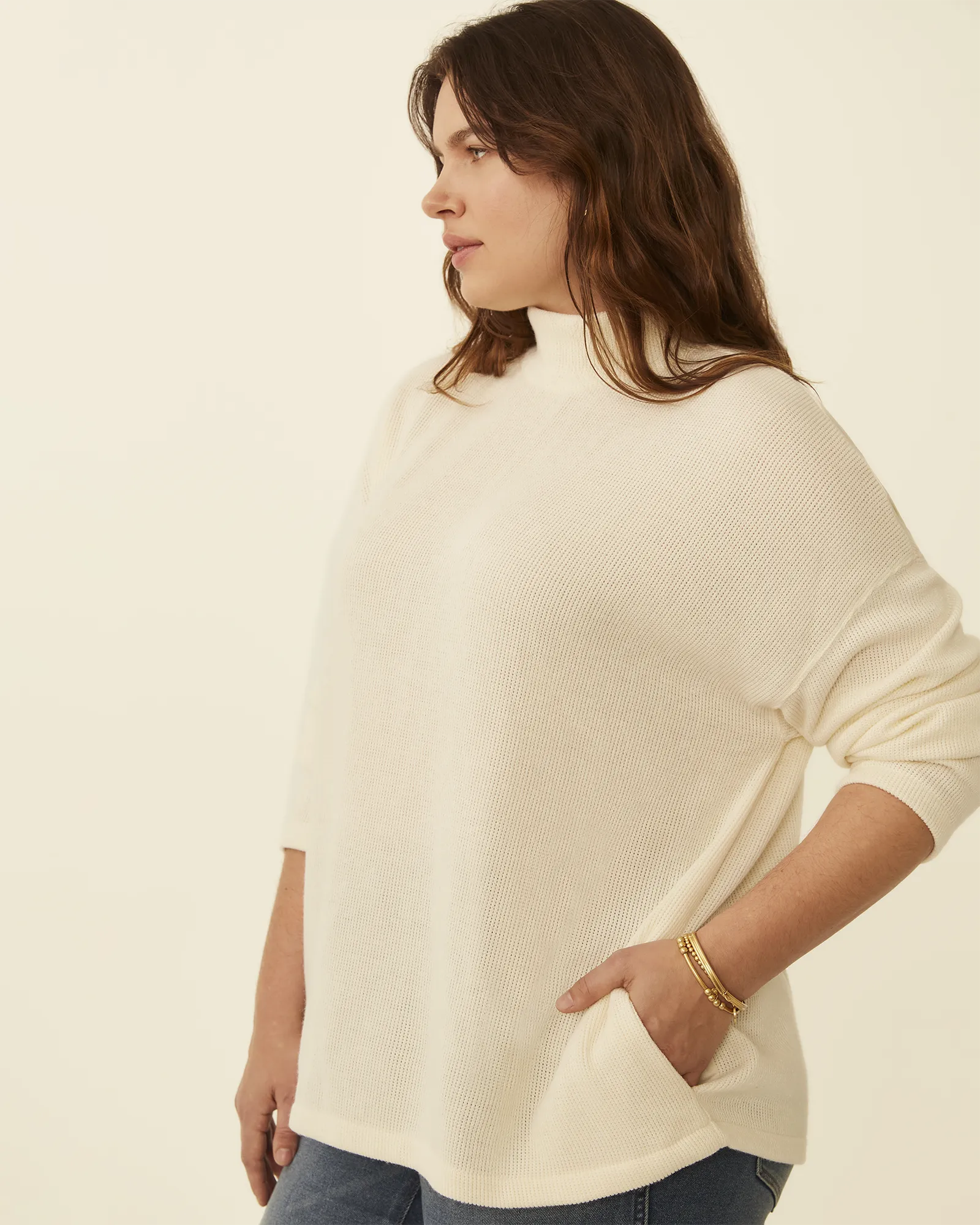 Mockneck Button-Back | Ivory